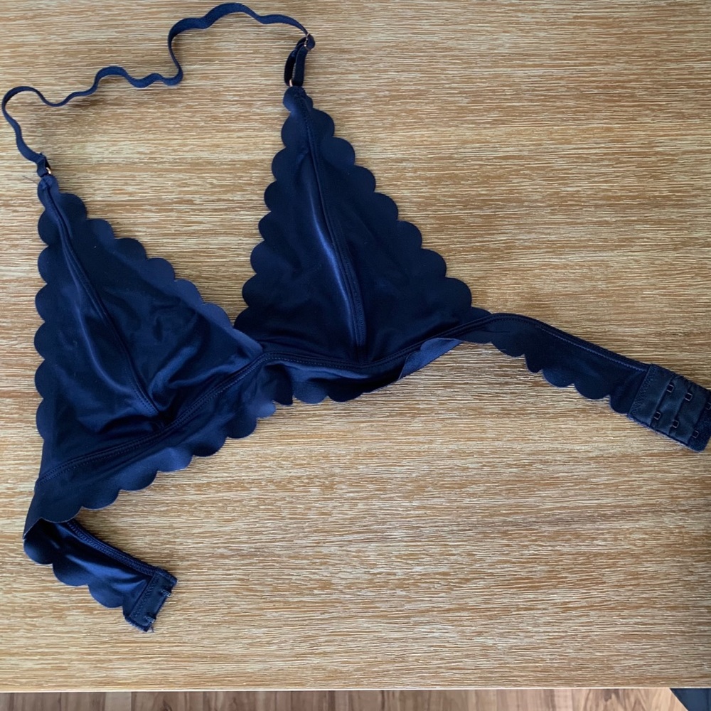 Bralette - Picture 2 of 5